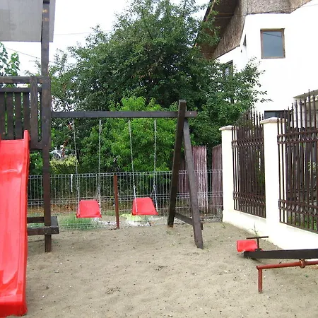 招待所 Vila Cosval